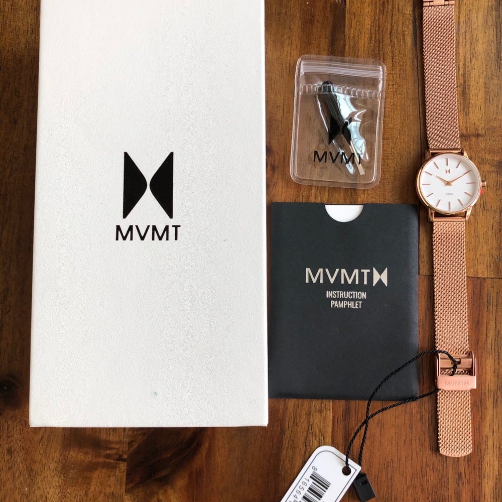 *NWT* MVMT rose gold watch